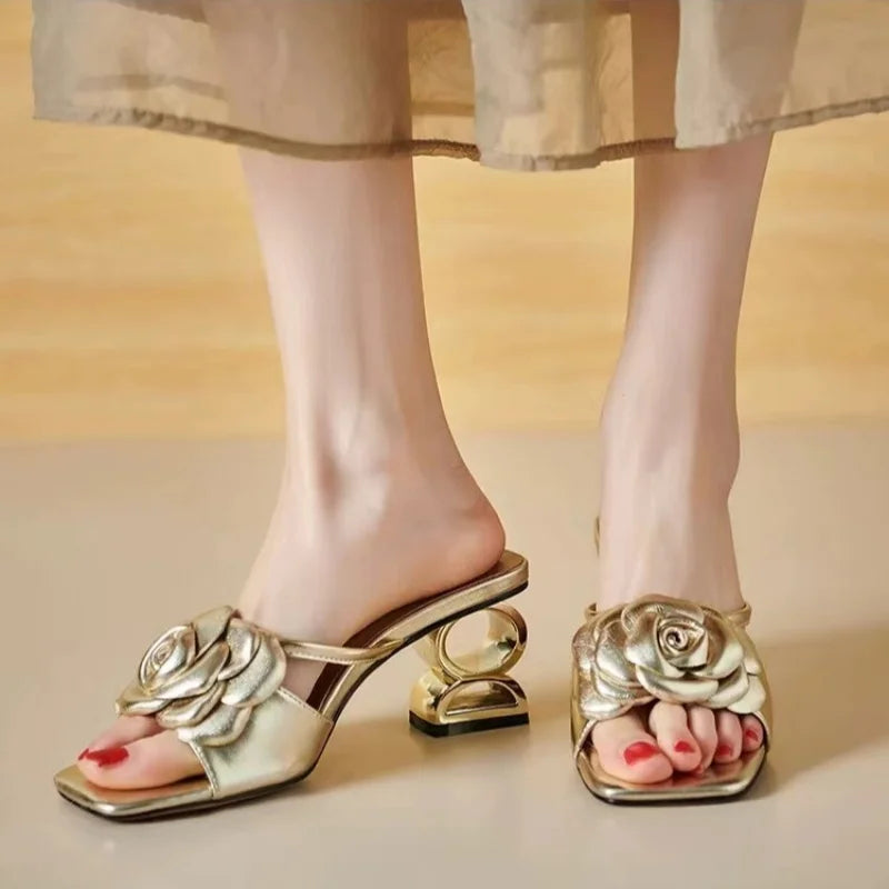 Zelayda™| Dera Floral Sandals