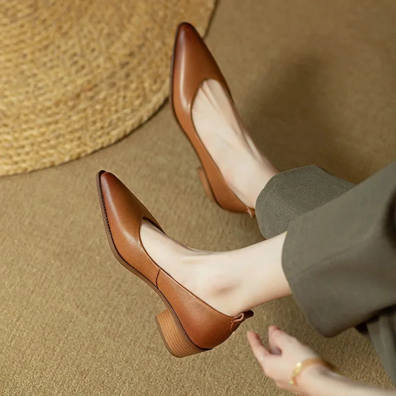 Zelayda™| Helen Classic Pumps