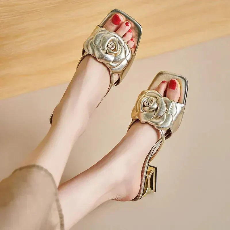 Zelayda™| Dera Floral Sandals