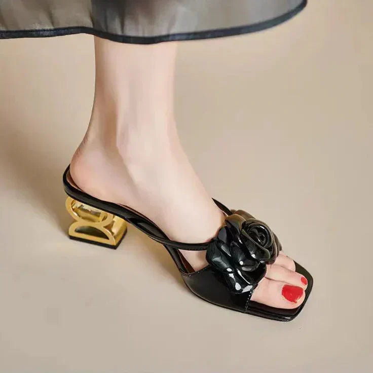 Zelayda™| Dera Floral Sandals