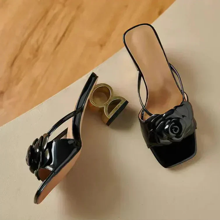 Zelayda™| Dera Floral Sandals
