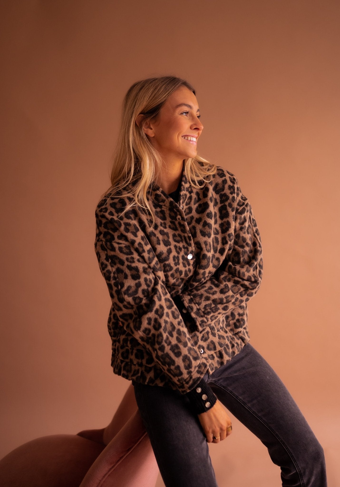 Charlene – Trendy leopard print jacket
